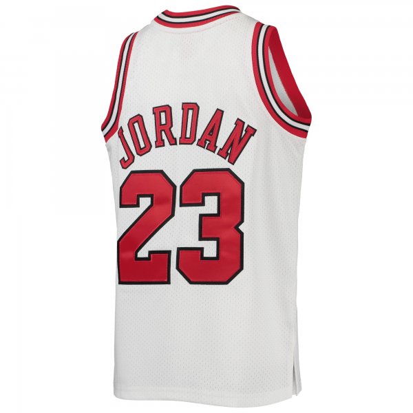 Youth Chicago Bulls Michael Jordan Mitchell & Ness White 1997/98 Hardwood Classics Jersey